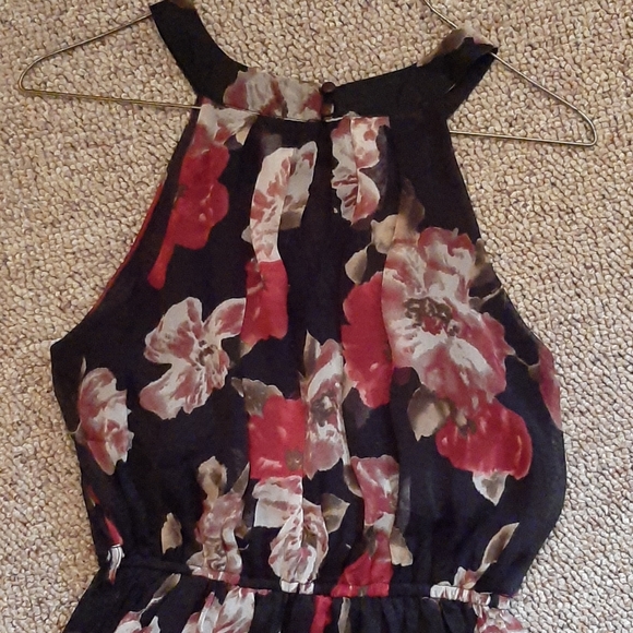 Black dress with dark red flowers - Picture 3 of 3
